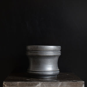 Sortglaseret potte - 12x11cm